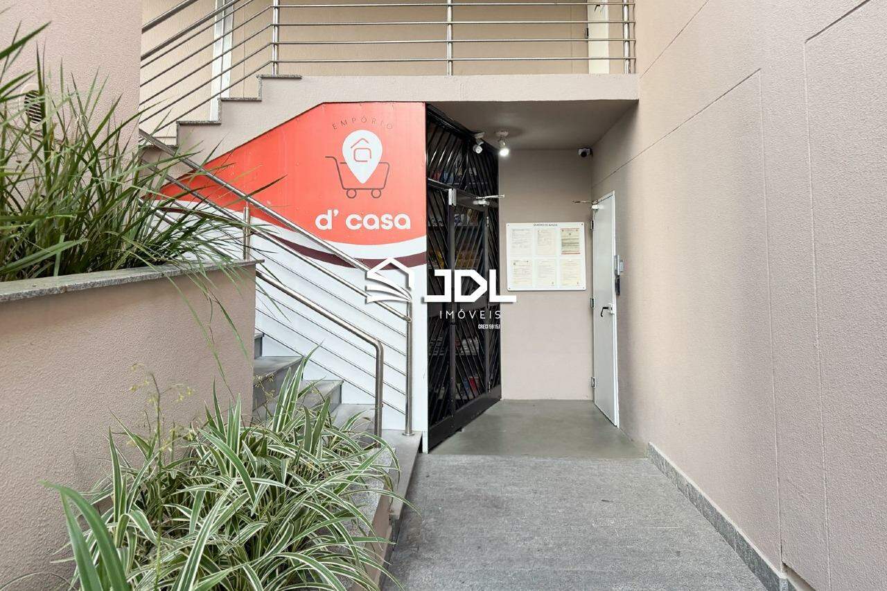 Apartamento à venda no bairro Velha: 