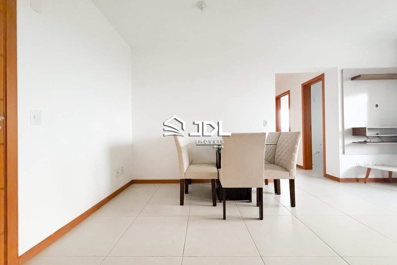 Apartamento à venda no bairro Velha: 