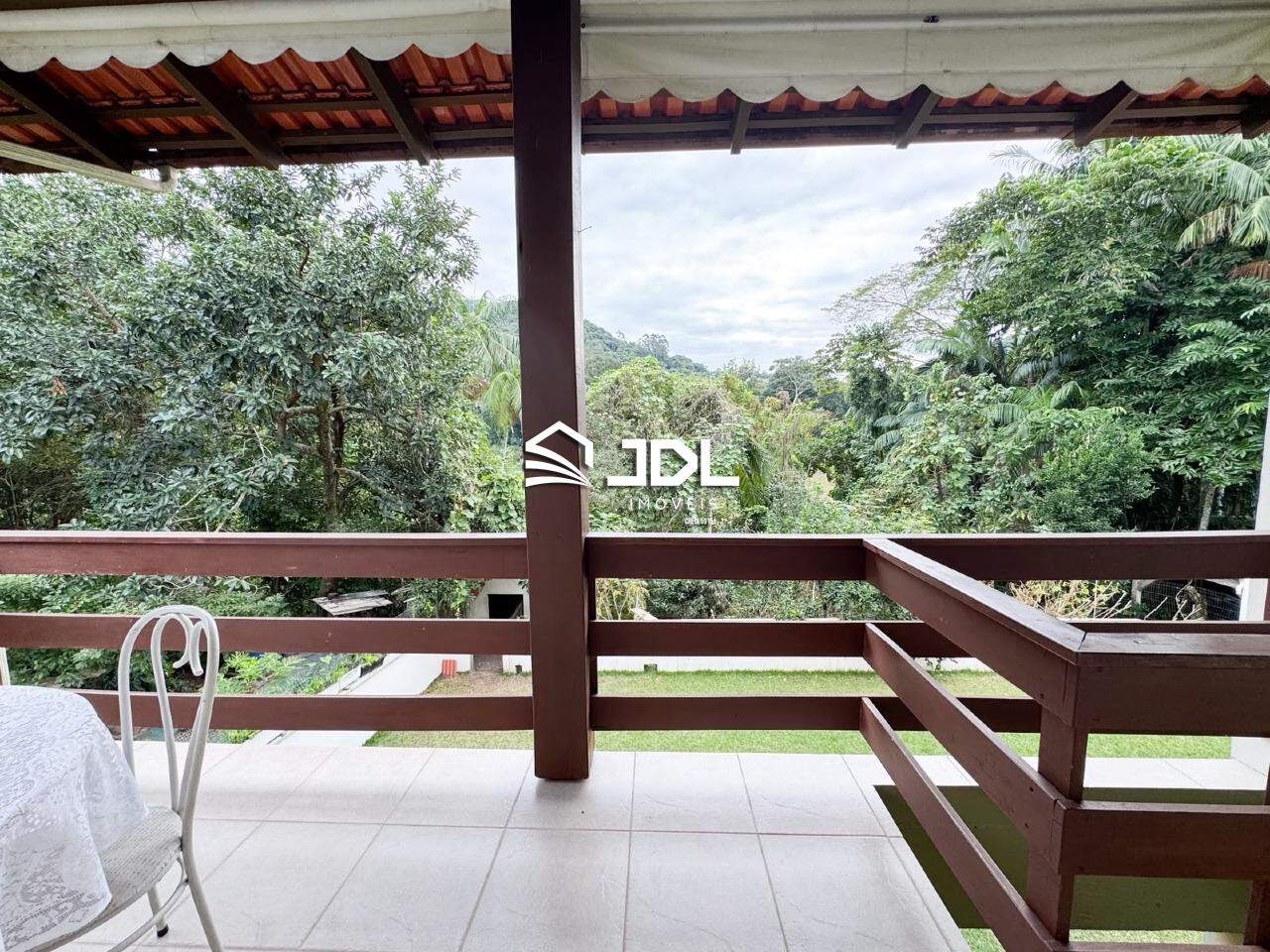 Casa à venda no bairro Ponta Aguda: