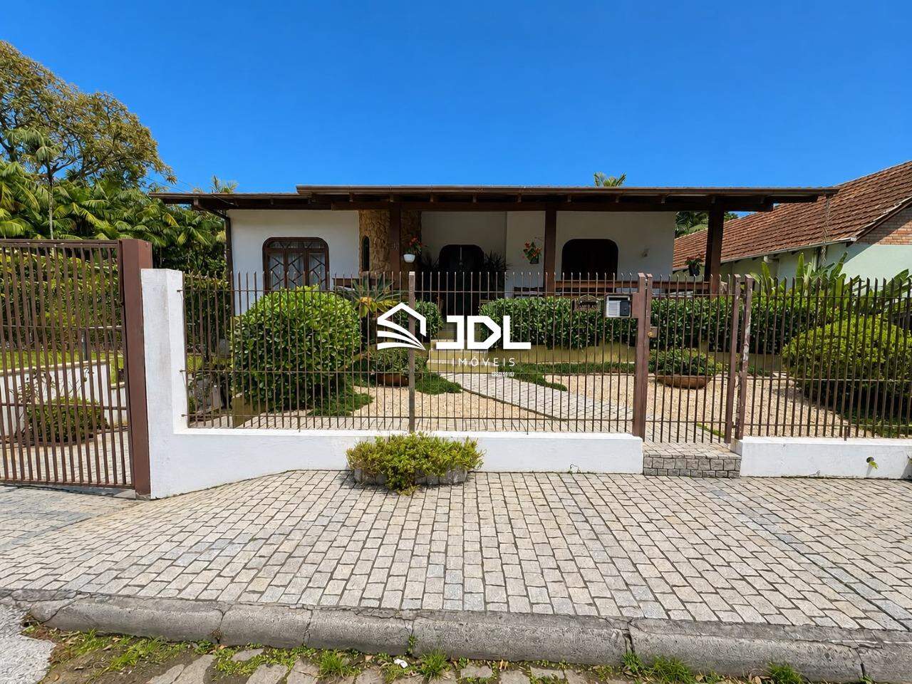Casa à venda no bairro Ponta Aguda: 