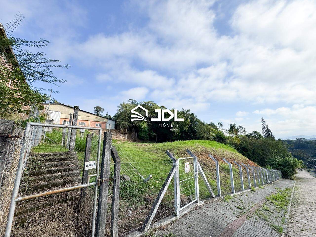 Terreno à venda no bairro Salto Weissbach: 