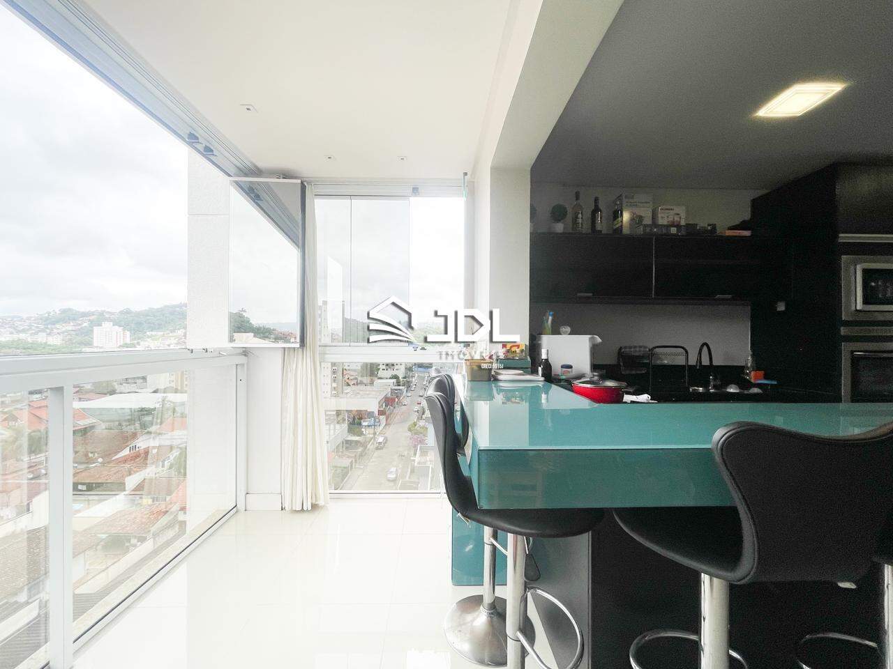Apartamento à venda no bairro Escola Agrícola: 
