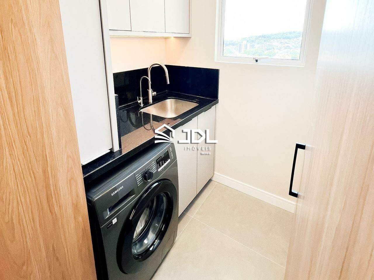 Apartamento à venda no bairro Escola Agrícola: 