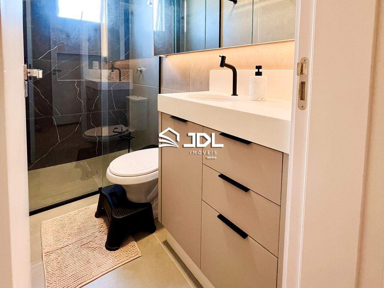 Apartamento à venda no bairro Escola Agrícola: 
