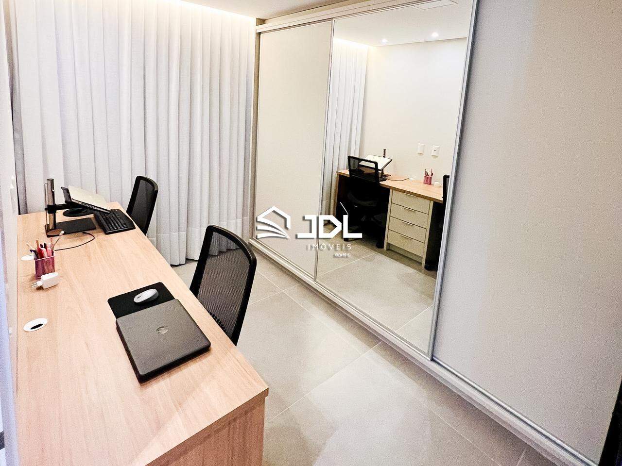 Apartamento à venda no bairro Escola Agrícola: 