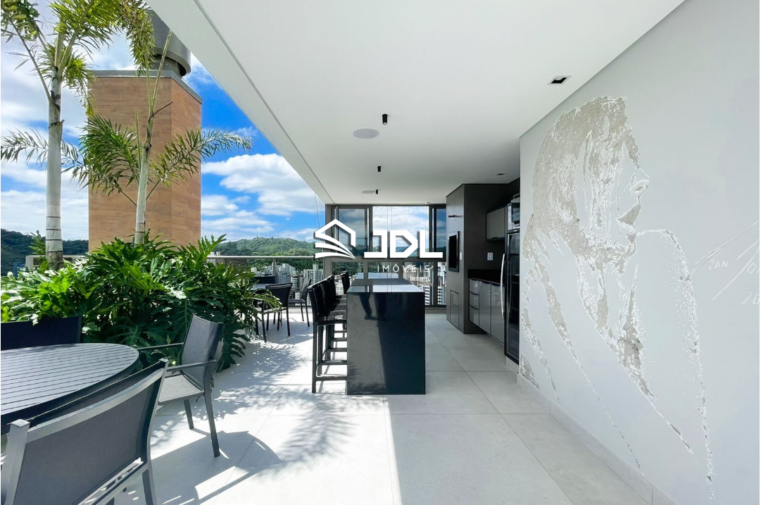 Apartamento Duplex à venda no bairro Victor Konder: