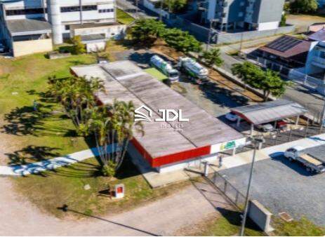 Terreno à venda no bairro Velha Central: 