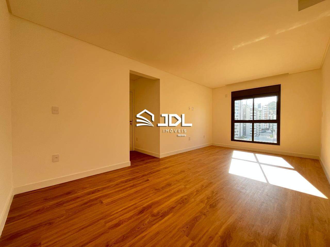 Apartamento à venda no bairro Victor Konder: