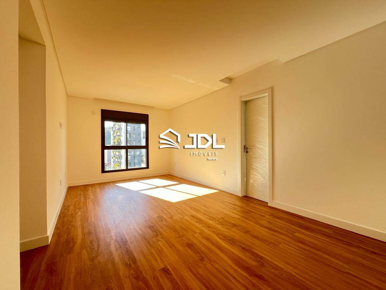 Apartamento à venda no bairro Victor Konder: