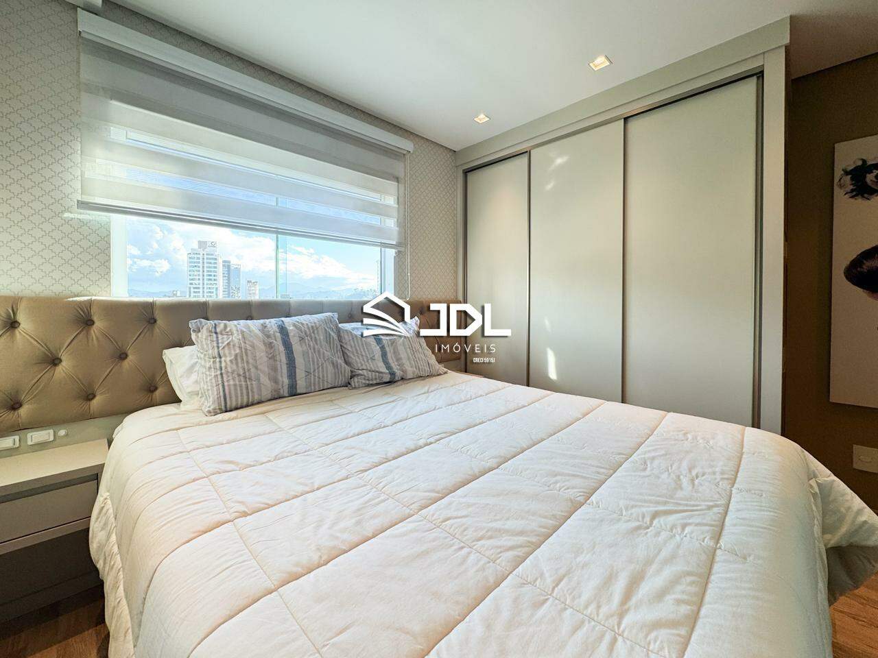 Apartamento à venda no bairro Velha: 