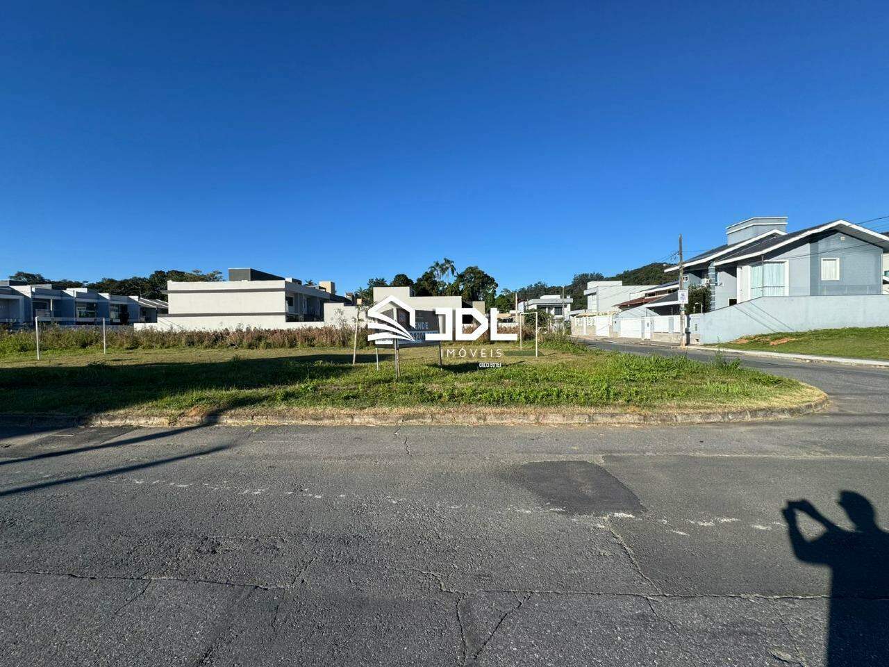 Terreno à venda no bairro Velha Central: 