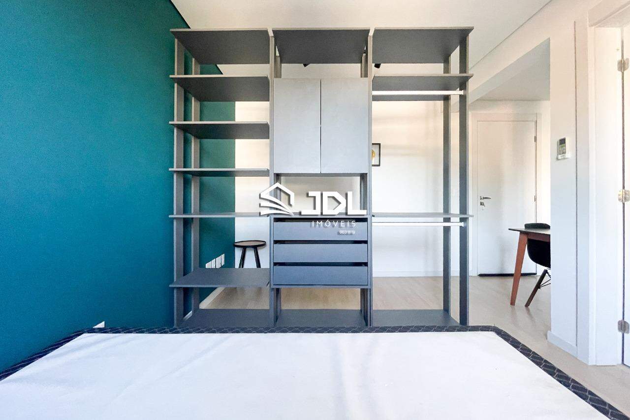 Apartamento à venda no bairro Velha: 