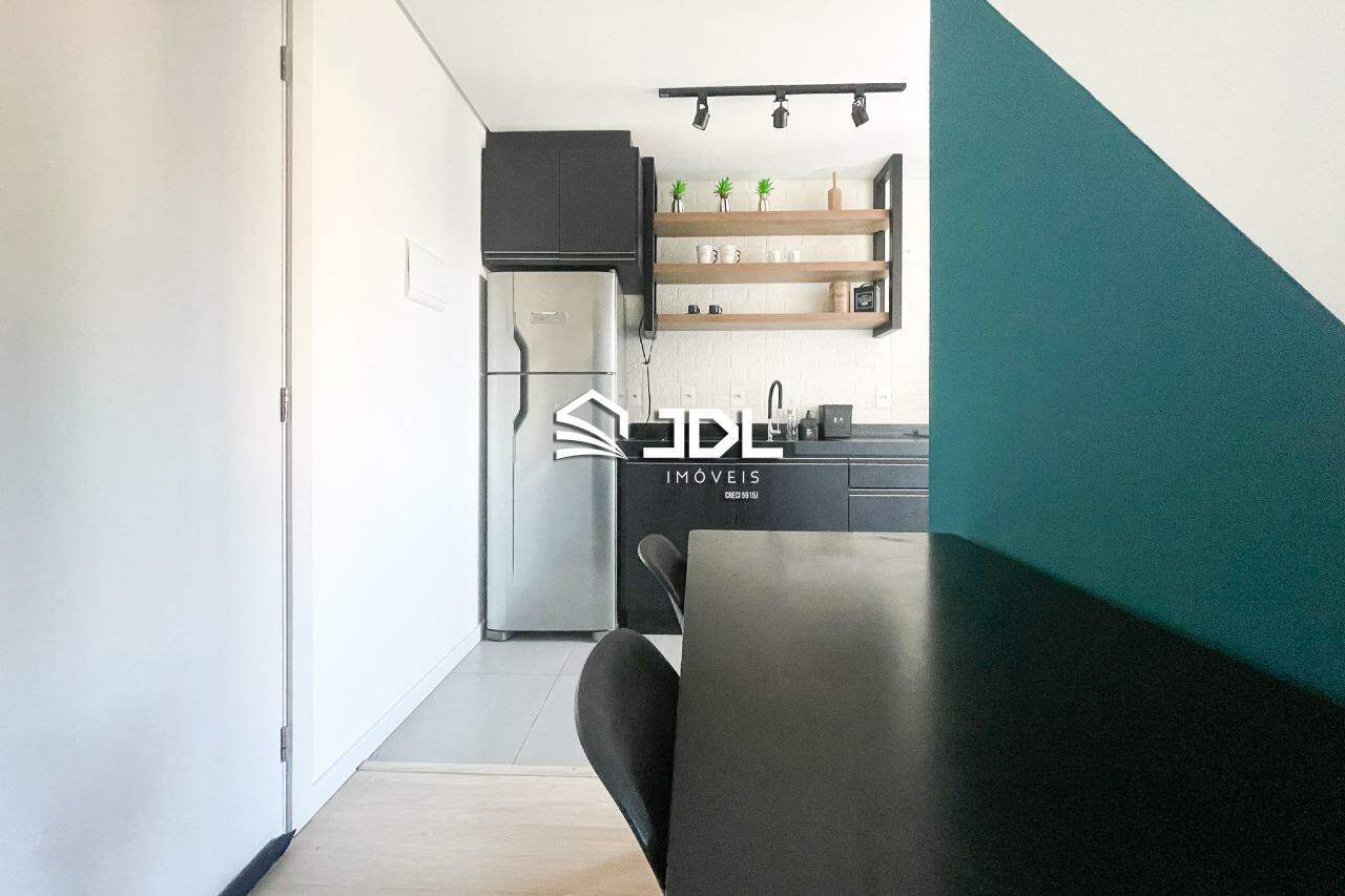 Apartamento à venda no bairro Velha: 