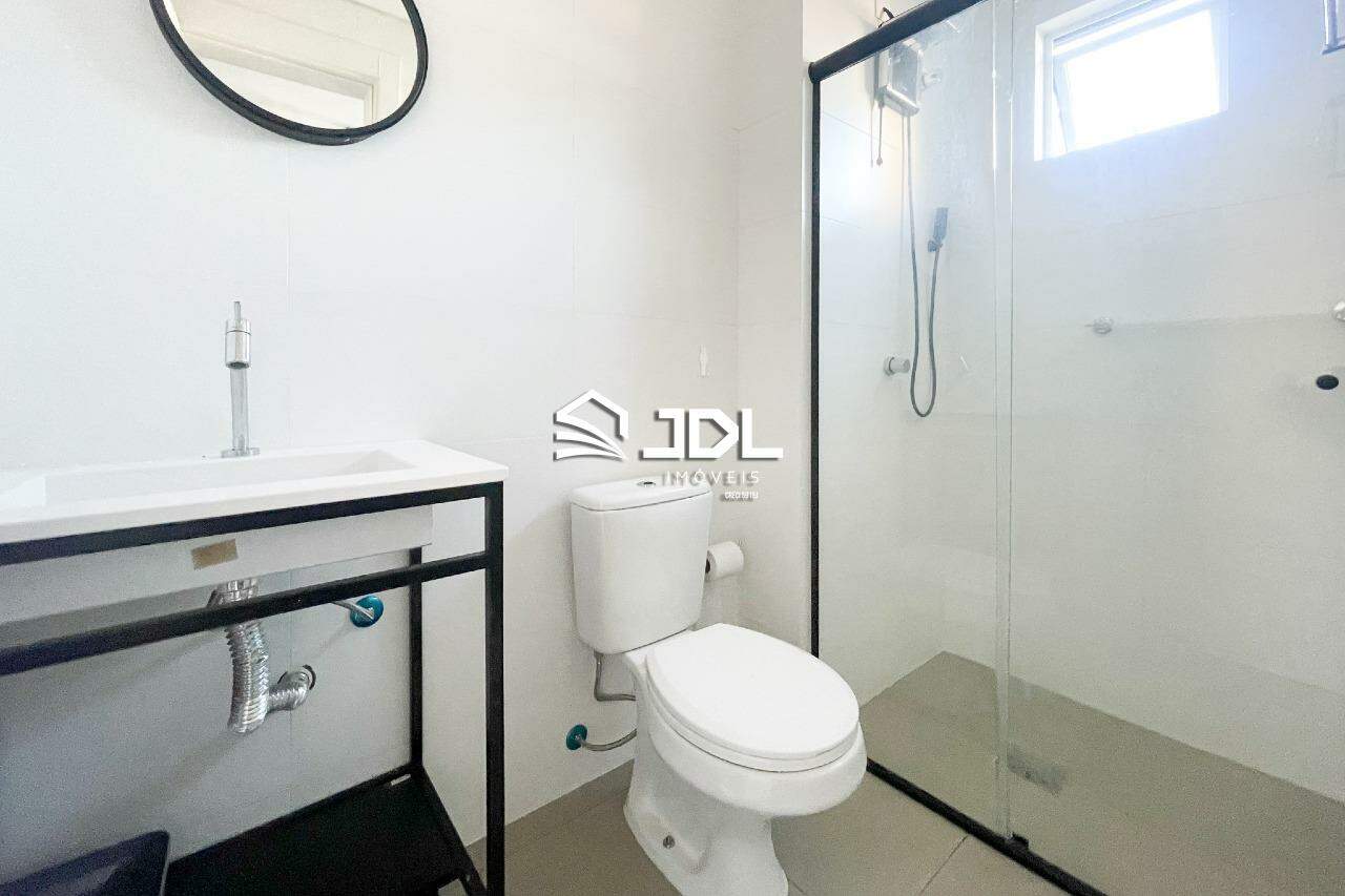 Apartamento à venda no bairro Velha: 