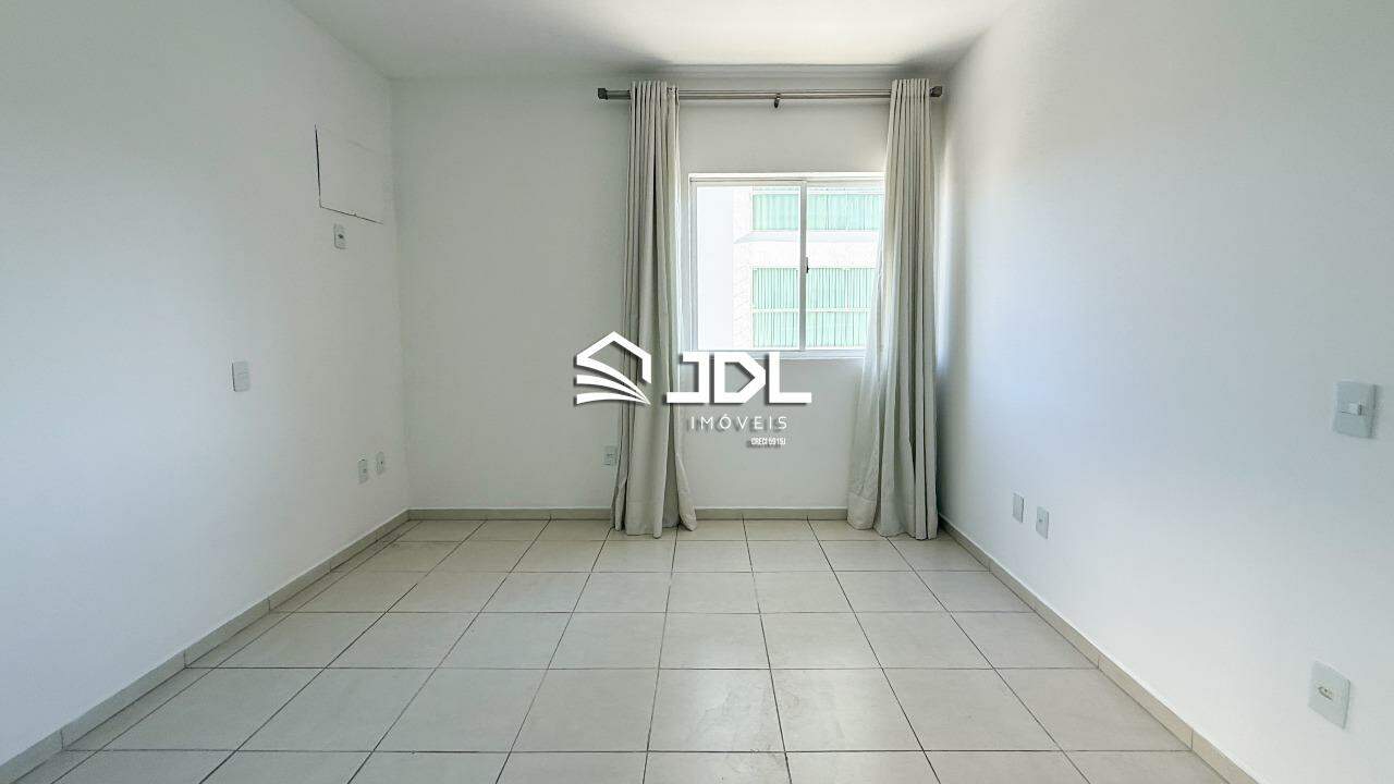 Apartamento à venda no bairro Vila Nova: 
