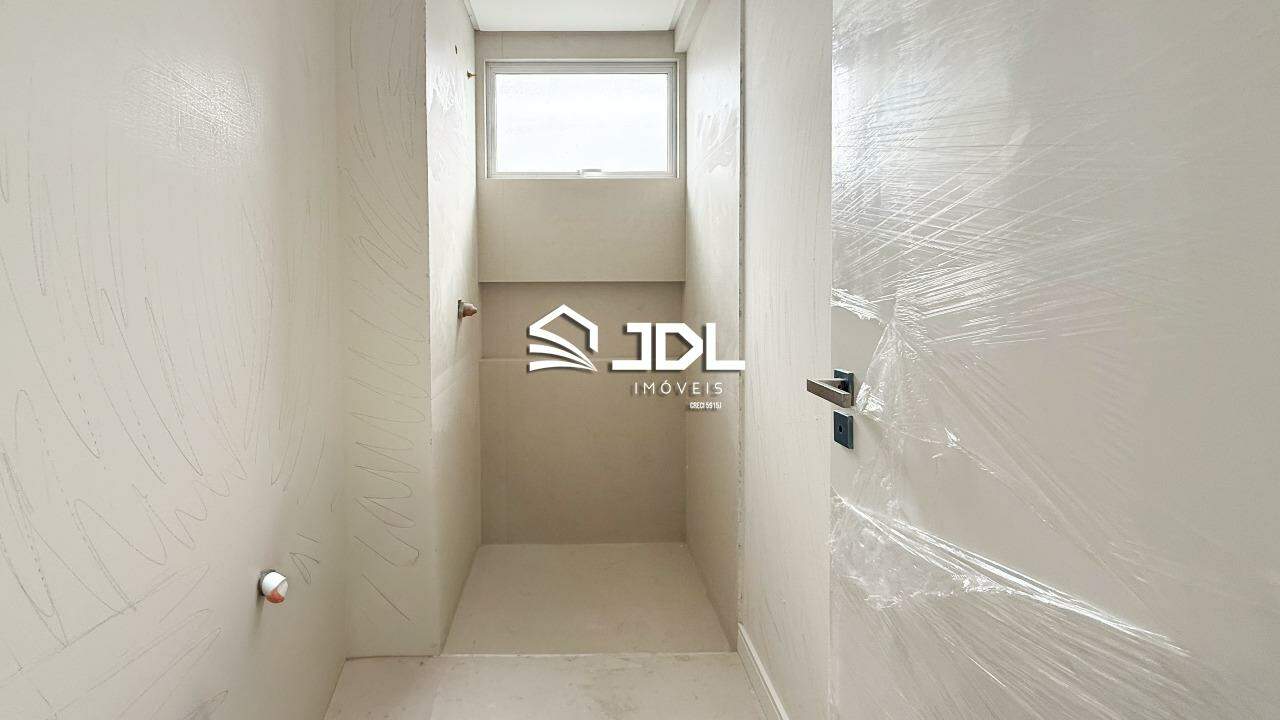 Apartamento à venda no bairro Vila Nova: 