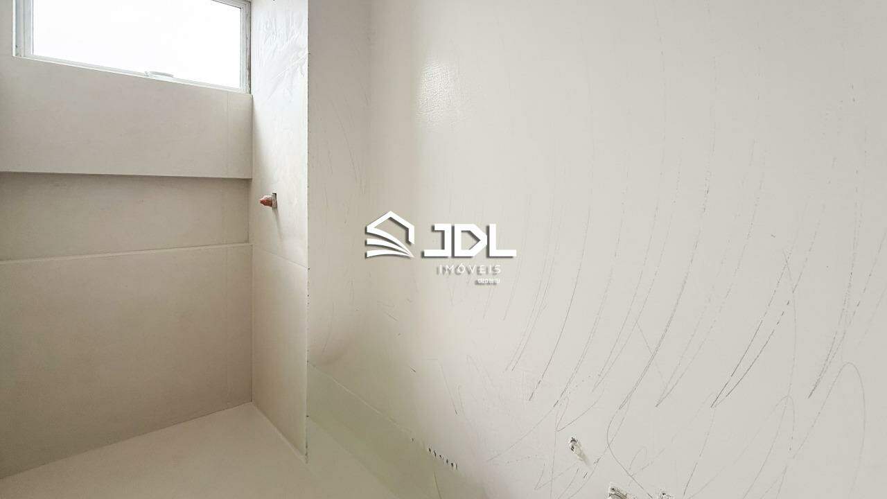 Apartamento à venda no bairro Vila Nova: 
