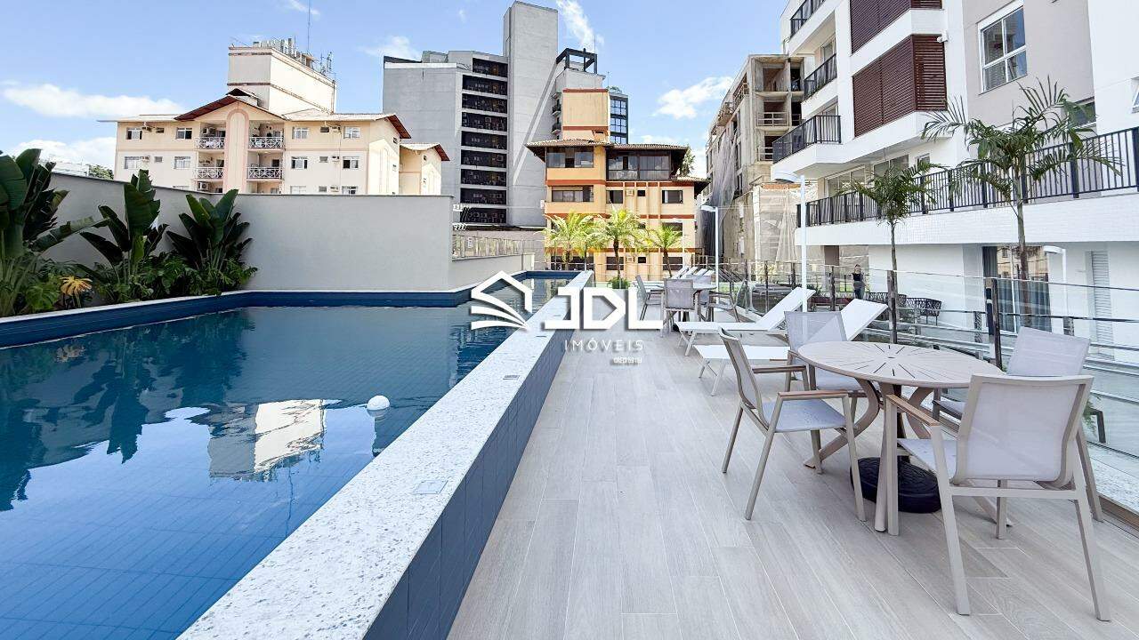 Apartamento à venda no bairro Vila Nova: