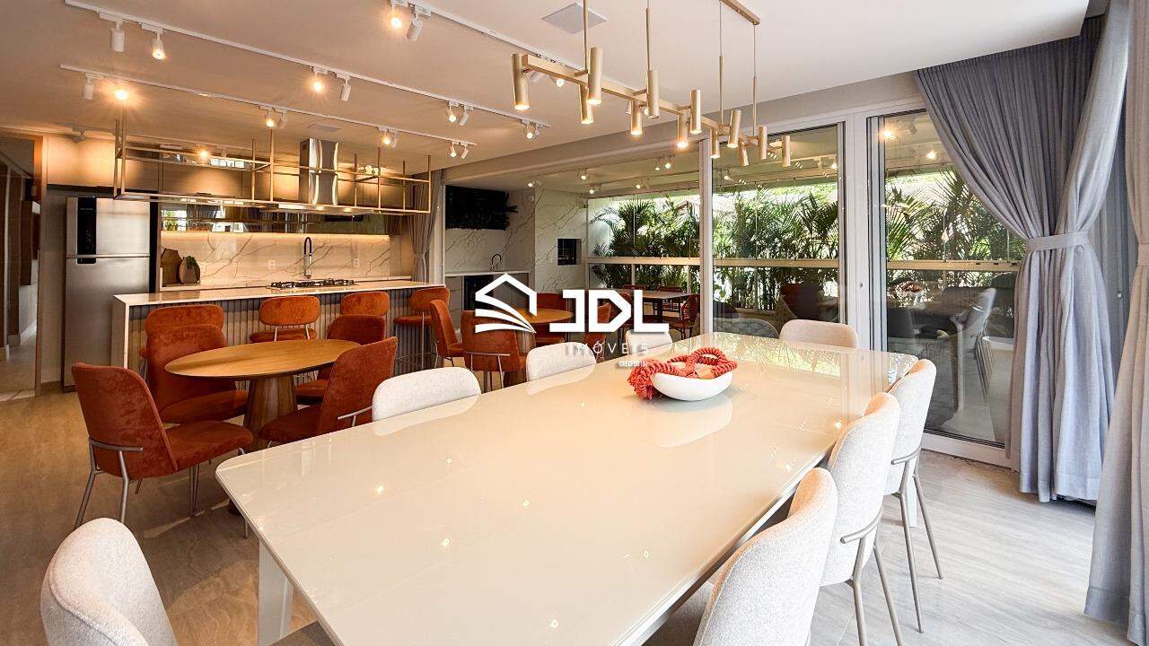Apartamento à venda no bairro Vila Nova: