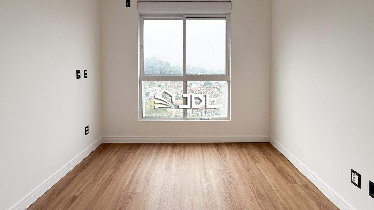 Apartamento à venda no bairro Vila Nova: 
