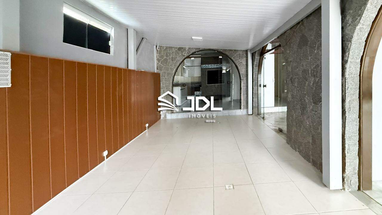 Casa à venda no bairro Jardim Blumenau: 
