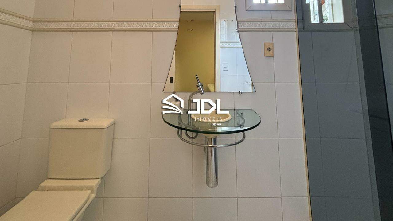 Casa à venda no bairro Velha: 