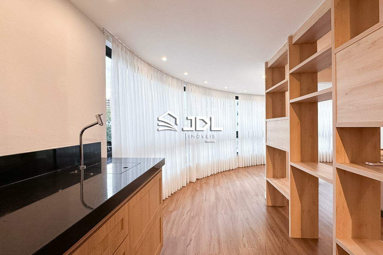 Apartamento à venda no bairro Victor Konder: