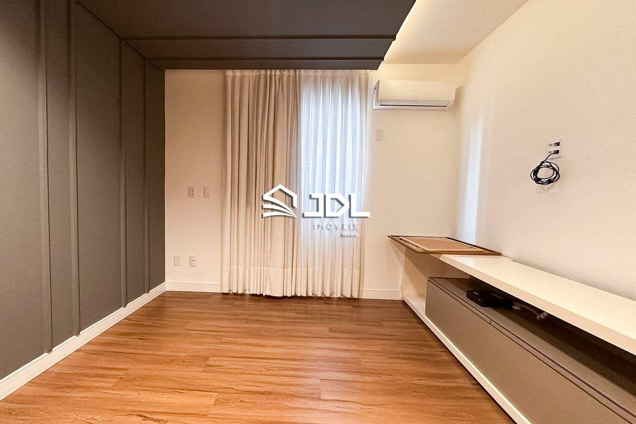 Apartamento à venda no bairro Victor Konder: