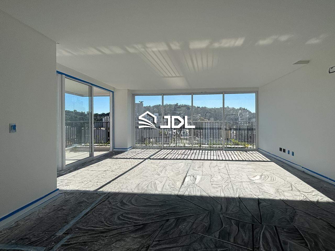 Apartamento à venda no bairro Vila Nova: 