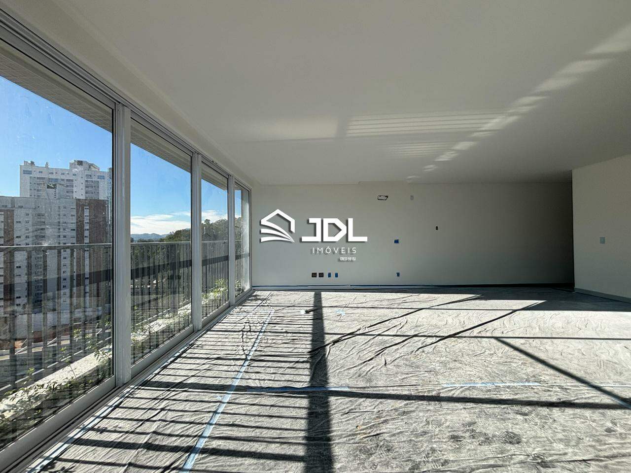Apartamento à venda no bairro Vila Nova: 
