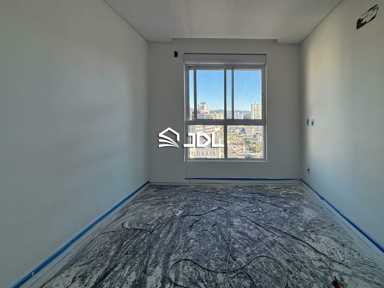Apartamento à venda no bairro Vila Nova: 