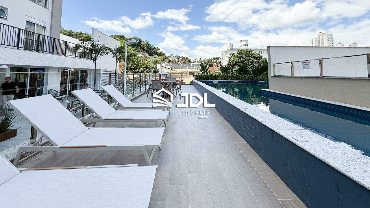 Apartamento à venda no bairro Vila Nova: 