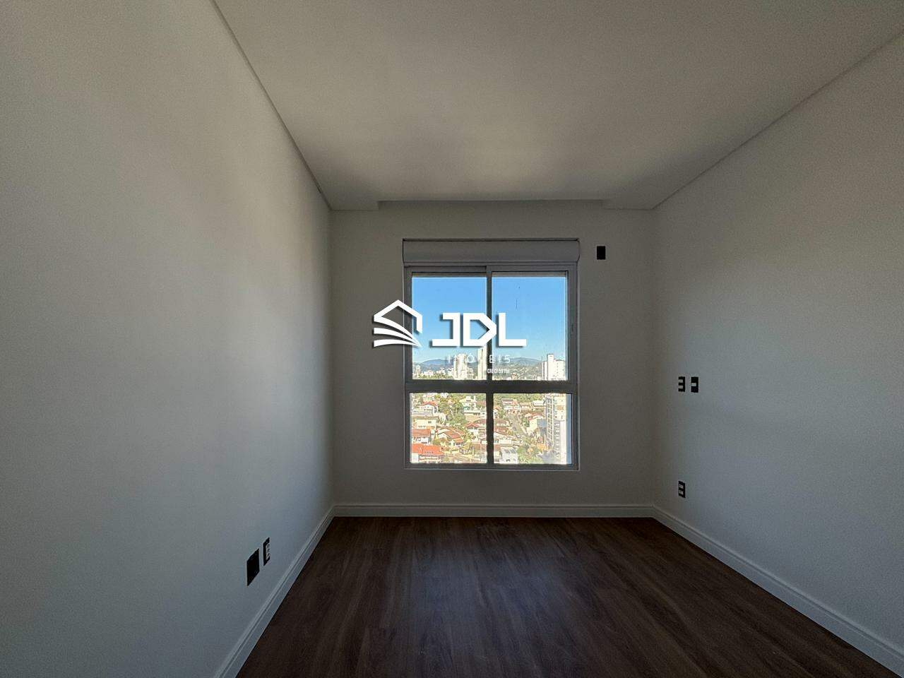Apartamento à venda no bairro Vila Nova: 