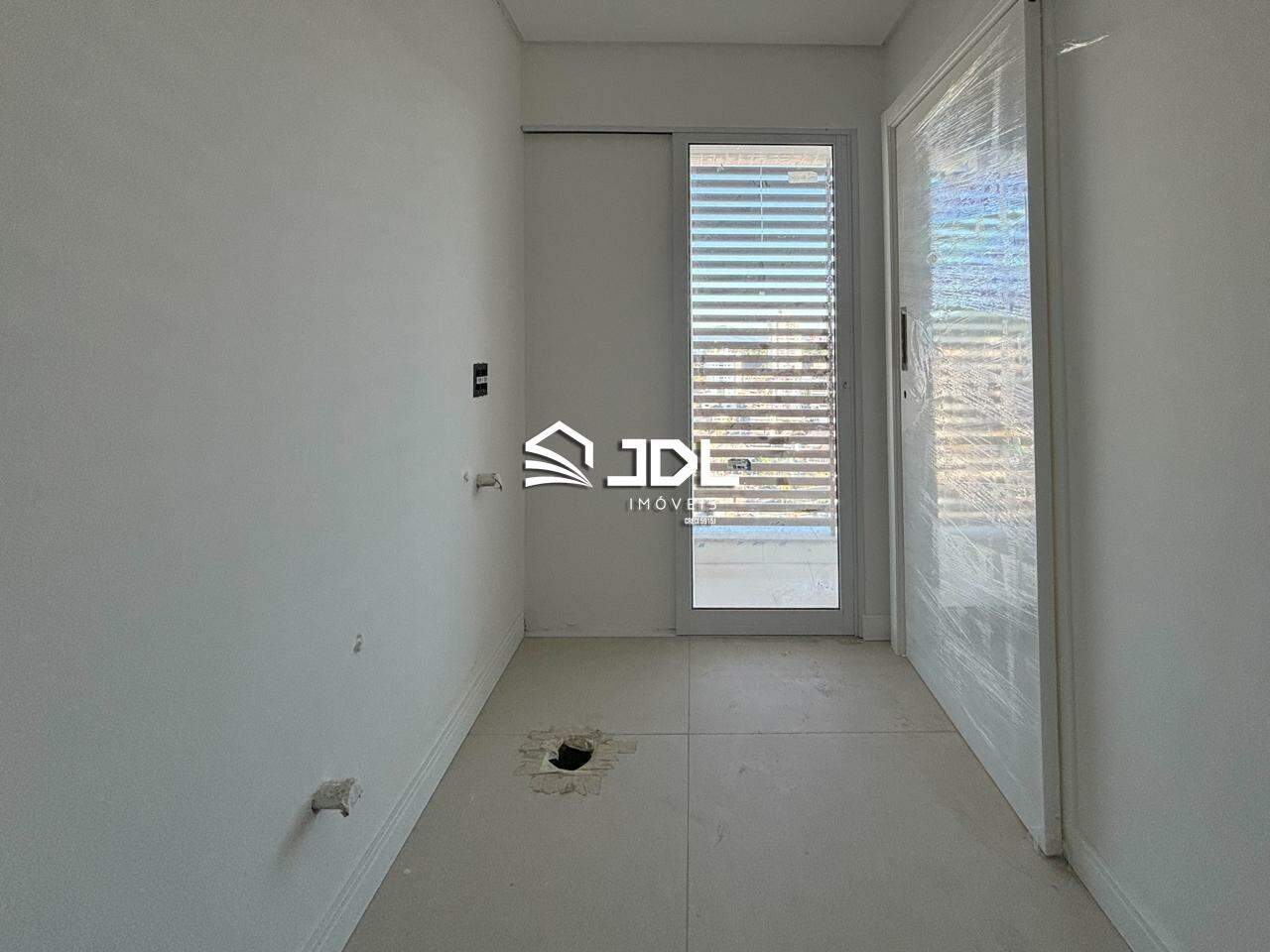 Apartamento à venda no bairro Vila Nova: 
