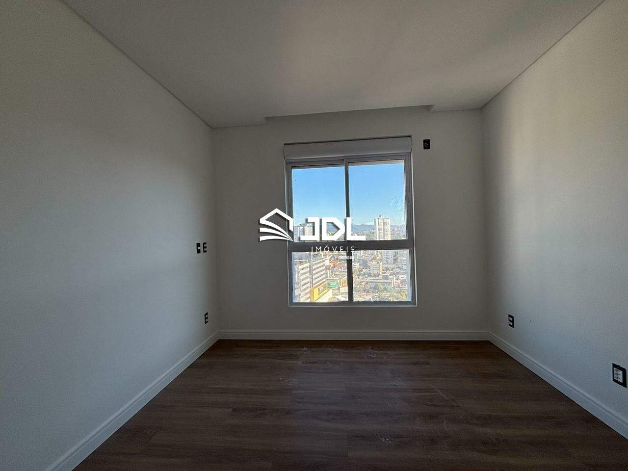 Apartamento à venda no bairro Vila Nova: 