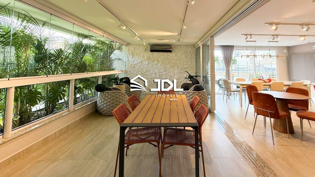 Apartamento à venda no bairro Vila Nova: 