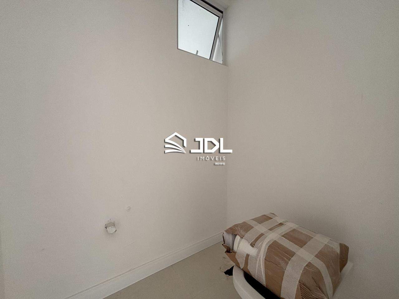 Apartamento à venda no bairro Vila Nova: 