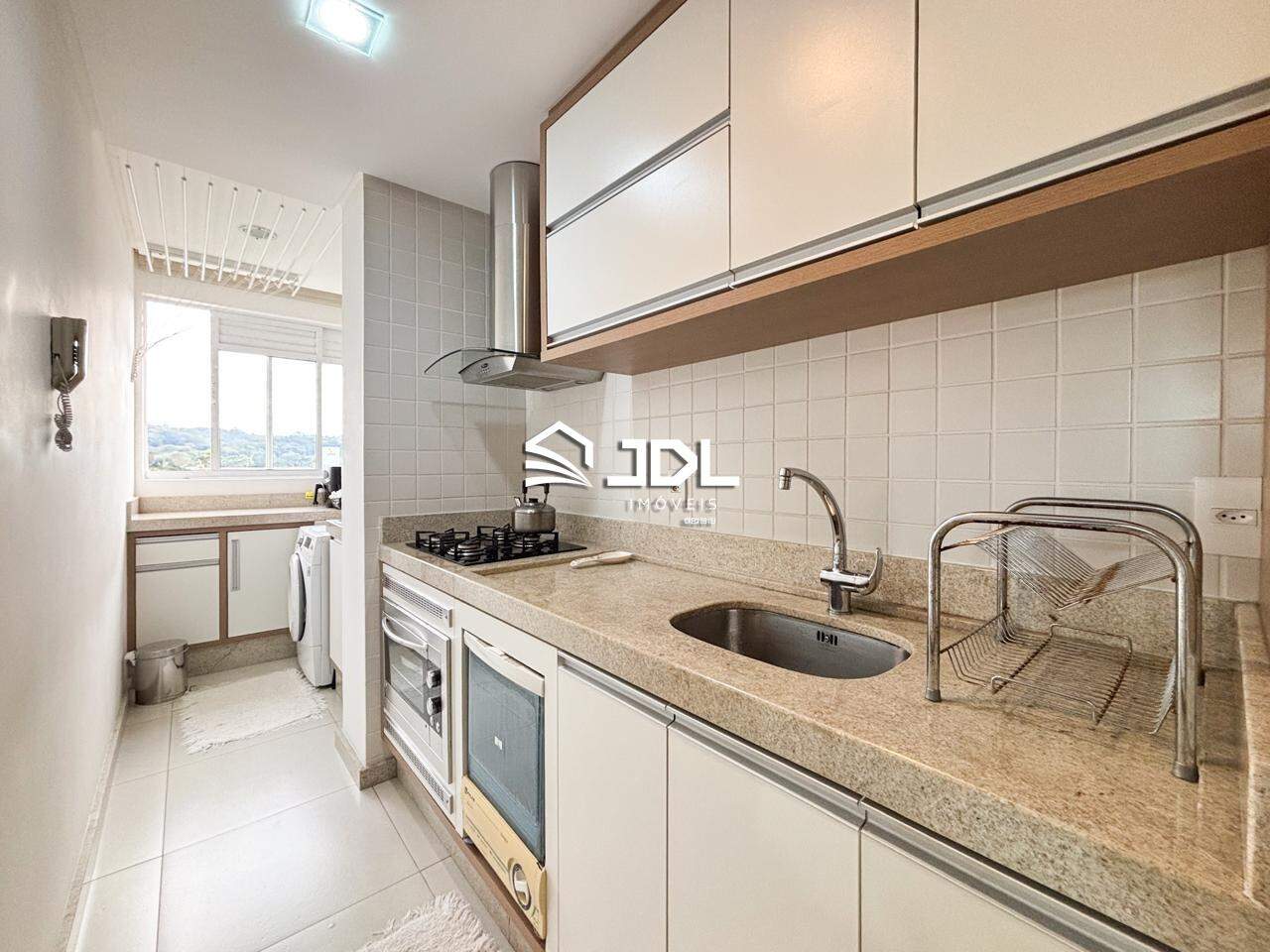 Apartamento à venda no bairro Velha: 