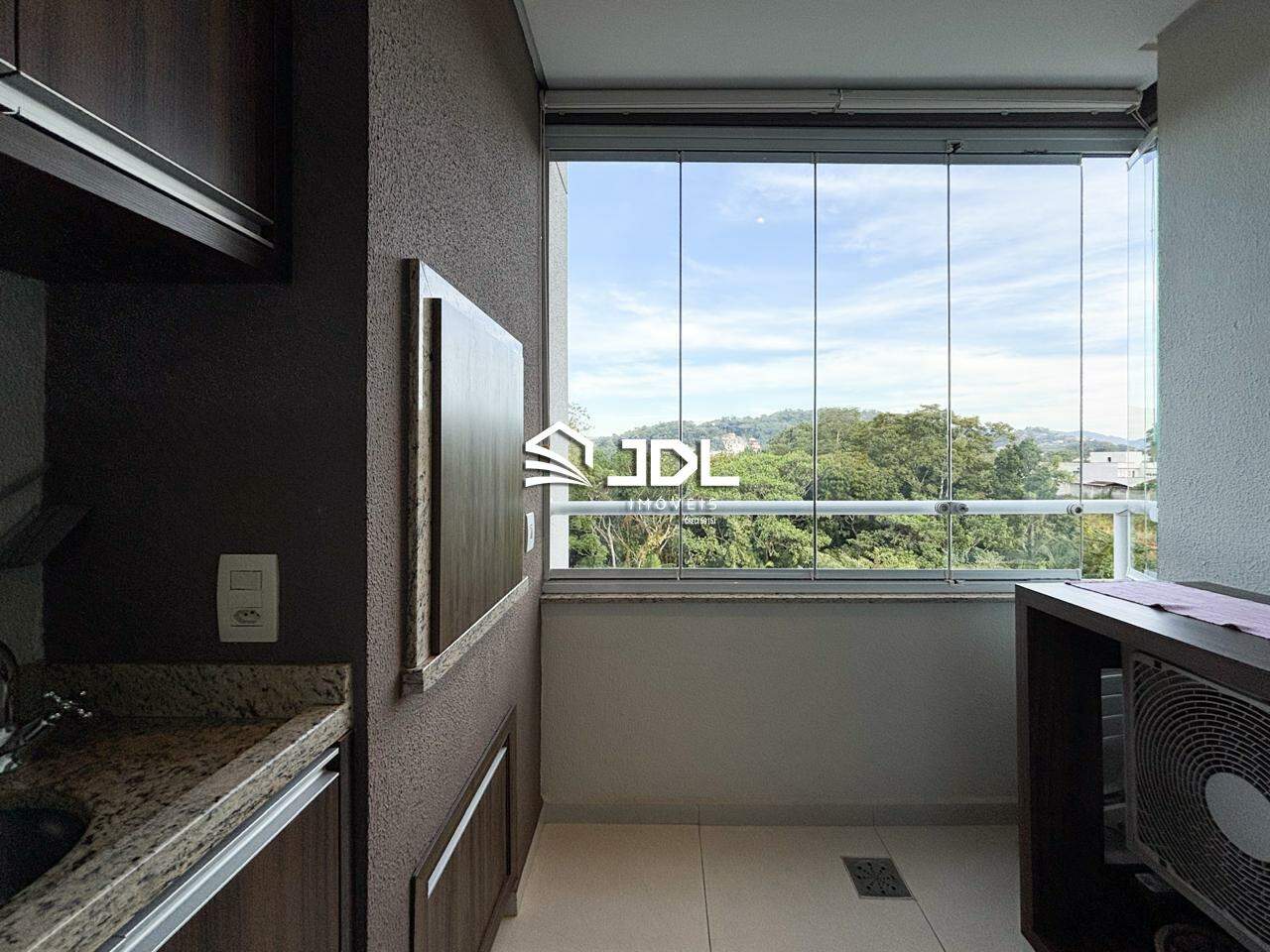 Apartamento à venda no bairro Velha: 