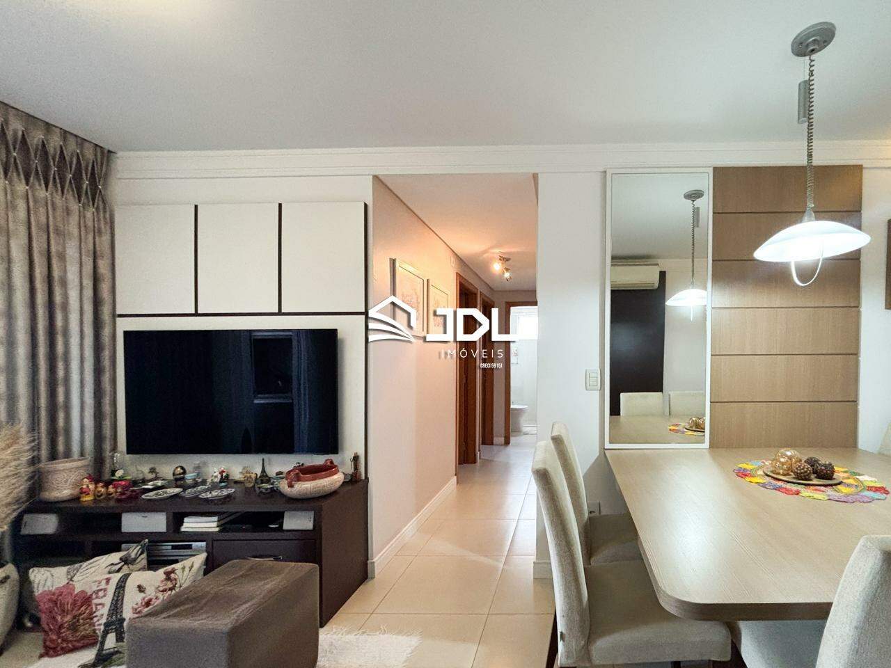 Apartamento à venda no bairro Velha: 