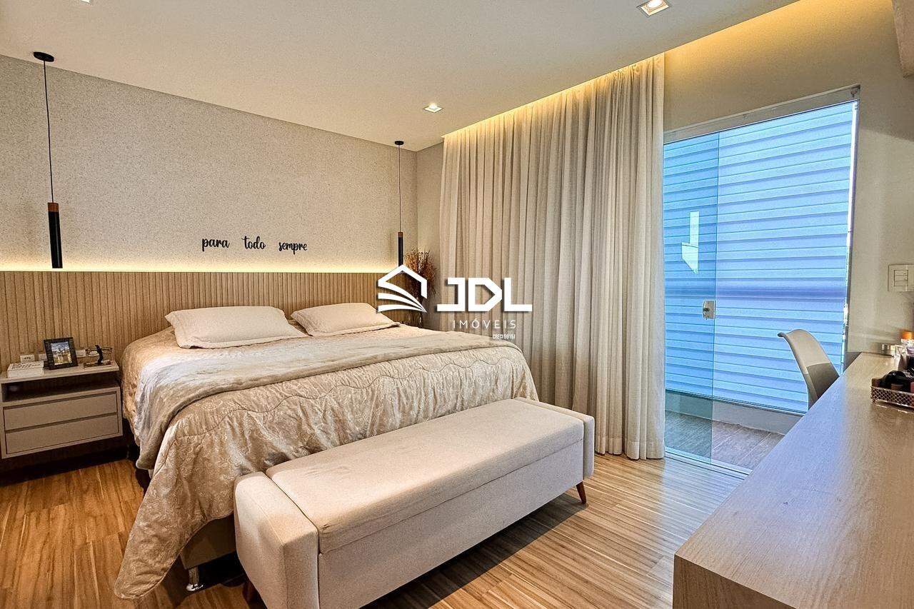Casa à venda no bairro Itoupava Central: