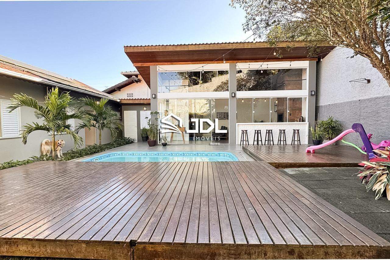 Casa à venda no bairro Itoupava Central: