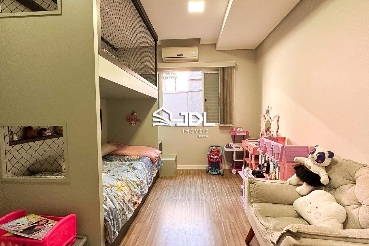 Casa à venda no bairro Itoupava Central: