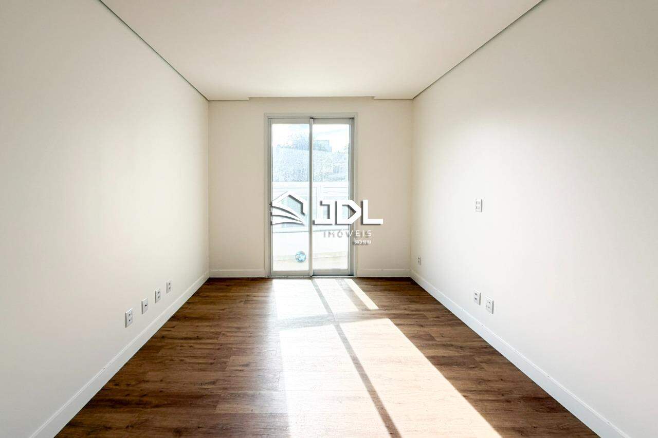 Apartamento à venda no bairro Vila Nova: 