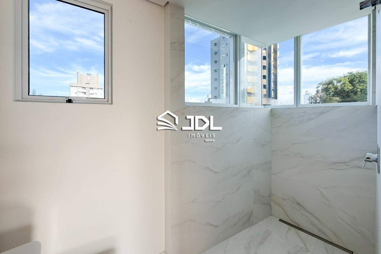 Apartamento à venda no bairro Vila Nova: 