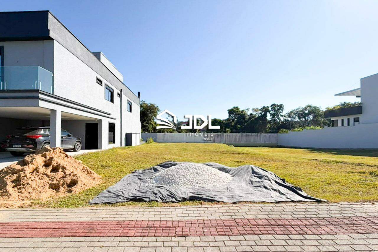 Terreno à venda no bairro Itoupava Central: 