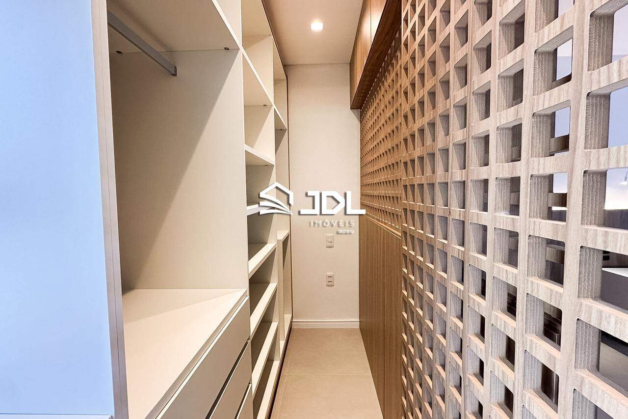 Apartamento à venda no bairro Vila Nova: 
