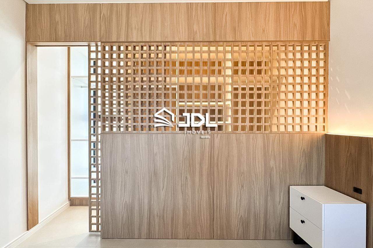 Apartamento à venda no bairro Vila Nova: 