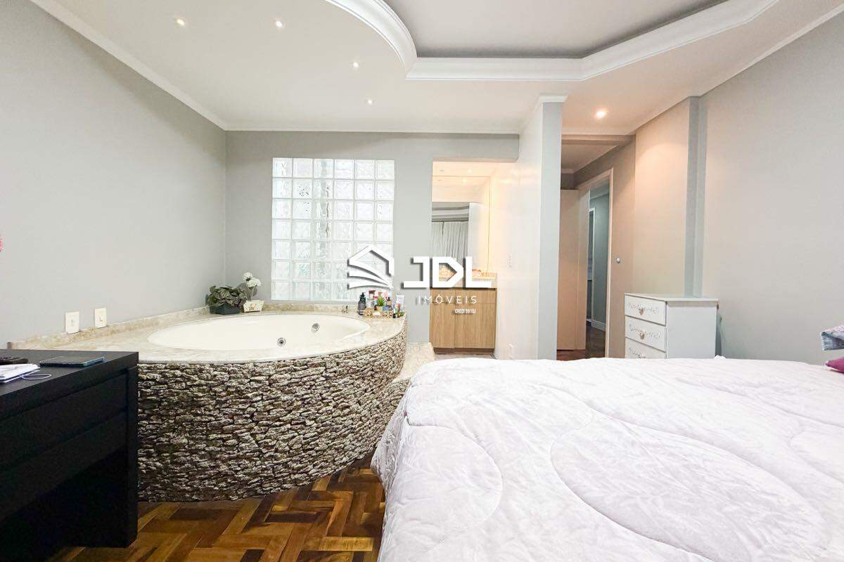 Apartamento à venda no bairro Ponta Aguda: 