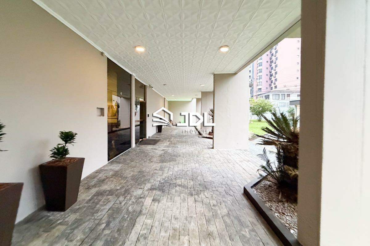 Apartamento à venda no bairro Ponta Aguda: 